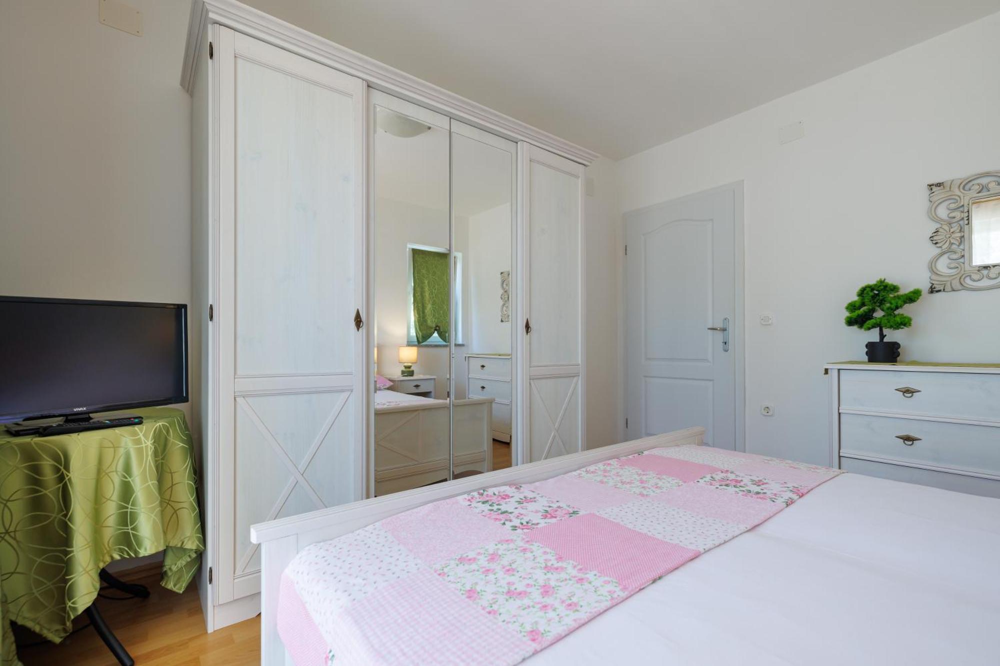 Apartmani Olea Krk Krk Town Exterior foto